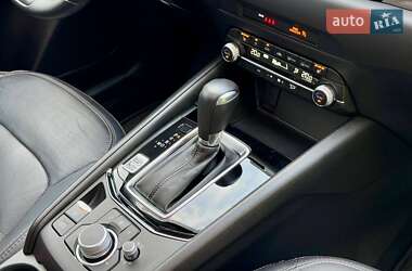 Позашляховик / Кросовер Mazda CX-5 2022 в 