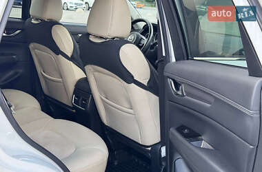Внедорожник / Кроссовер Mazda CX-5 2017 в 