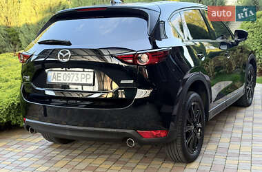 Внедорожник / Кроссовер Mazda CX-5 2017 в 