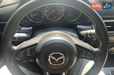 Позашляховик / Кросовер Mazda CX-5 2017 в 