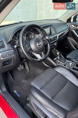 Внедорожник / Кроссовер Mazda CX-5 2016 в 