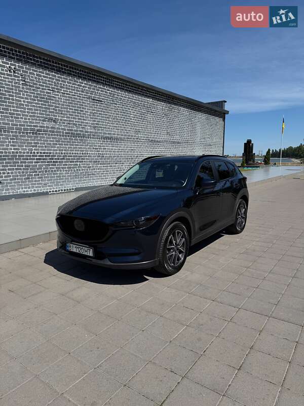 Позашляховик / Кросовер Mazda CX-5 2017 в Світловодську