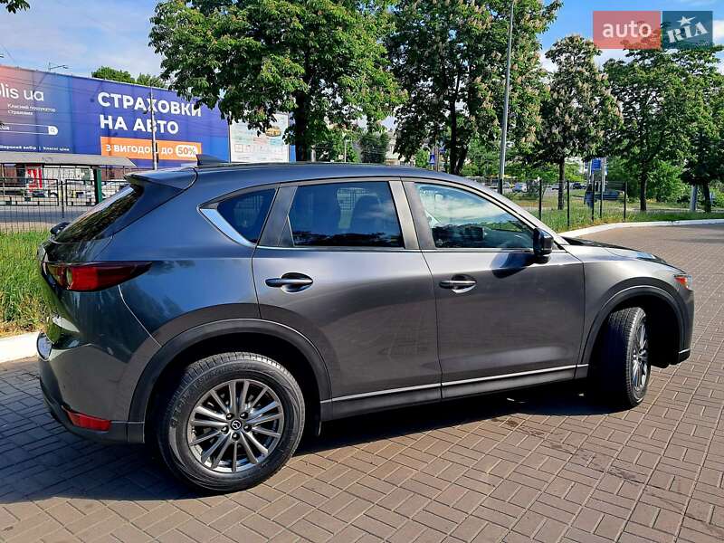 Внедорожник / Кроссовер Mazda CX-5 2017 в Киеве