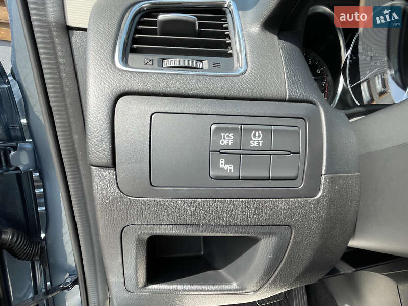 Внедорожник / Кроссовер Mazda CX-5 2015 в Кривом Роге