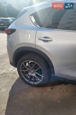 Внедорожник / Кроссовер Mazda CX-5 2019 в 