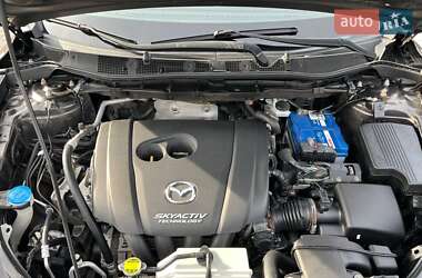 Внедорожник / Кроссовер Mazda CX-5 2016 в 