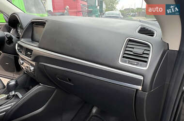 Внедорожник / Кроссовер Mazda CX-5 2016 в 