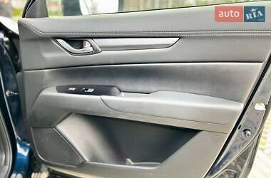 Внедорожник / Кроссовер Mazda CX-5 2023 в 