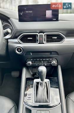 Внедорожник / Кроссовер Mazda CX-5 2023 в 