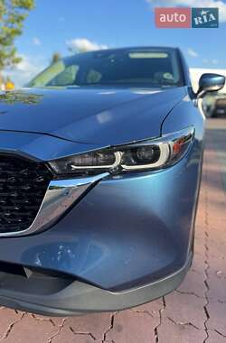 Позашляховик / Кросовер Mazda CX-5 2023 в 