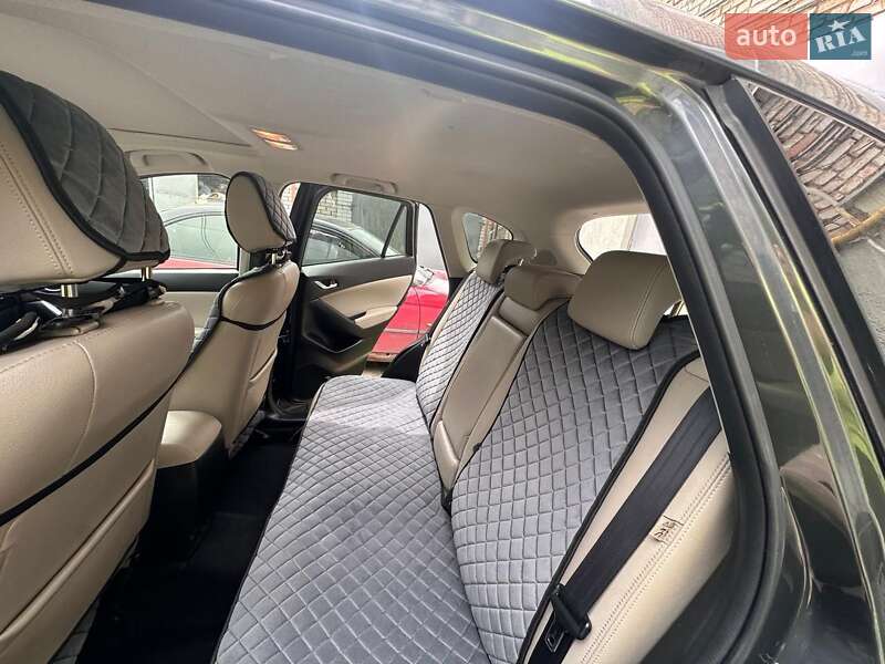 Внедорожник / Кроссовер Mazda CX-5 2012 в Новомосковске фото 12 Внедорожник / Кроссовер Mazda CX-5 2012 в Новомосковске