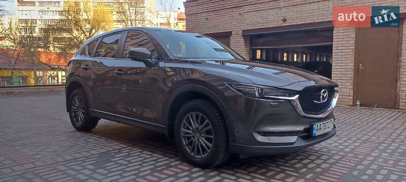 Внедорожник / Кроссовер Mazda CX-5 2018 в Киеве