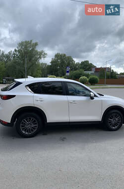 Позашляховик / Кросовер Mazda CX-5 2018 в 