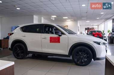 Внедорожник / Кроссовер Mazda CX-5 2023 в 
