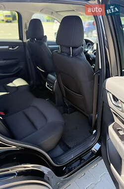 Внедорожник / Кроссовер Mazda CX-5 2018 в 