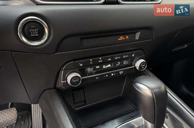 Позашляховик / Кросовер Mazda CX-5 2019 в 