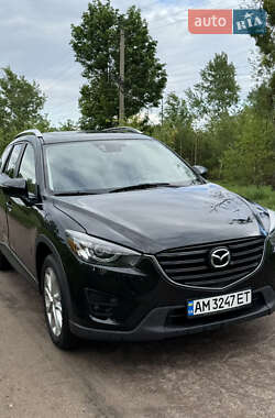 Позашляховик / Кросовер Mazda CX-5 2015 в 
