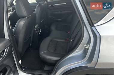 Позашляховик / Кросовер Mazda CX-5 2020 в 