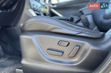 Позашляховик / Кросовер Mazda CX-5 2013 в 