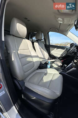 Позашляховик / Кросовер Mazda CX-5 2013 в 