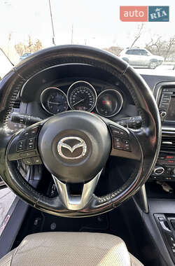 Позашляховик / Кросовер Mazda CX-5 2013 в 
