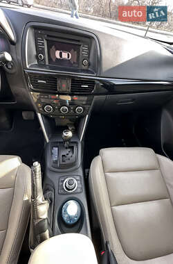 Позашляховик / Кросовер Mazda CX-5 2013 в 