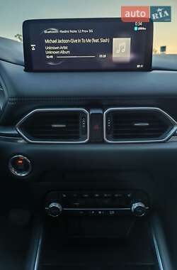 Внедорожник / Кроссовер Mazda CX-5 2024 в 