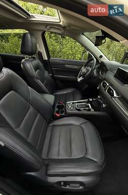Позашляховик / Кросовер Mazda CX-5 2017 в 