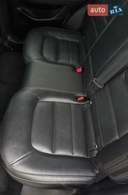 Позашляховик / Кросовер Mazda CX-5 2017 в 