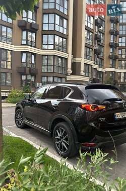 Внедорожник / Кроссовер Mazda CX-5 2017 в 