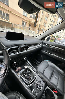 Внедорожник / Кроссовер Mazda CX-5 2017 в 