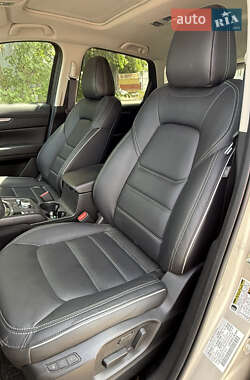 Позашляховик / Кросовер Mazda CX-5 2024 в 