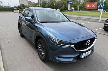 Позашляховик / Кросовер Mazda CX-5 2019 в 