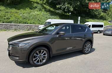 Позашляховик / Кросовер Mazda CX-5 2020 в 
