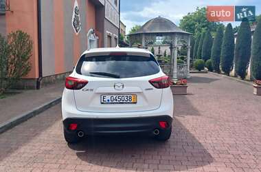 Внедорожник / Кроссовер Mazda CX-5 2015 в 