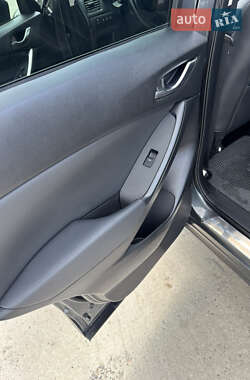 Внедорожник / Кроссовер Mazda CX-5 2012 в 