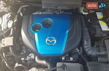 Позашляховик / Кросовер Mazda CX-5 2012 в 