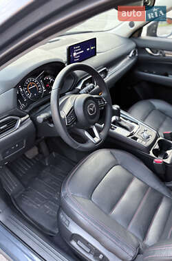 Внедорожник / Кроссовер Mazda CX-5 2023 в 