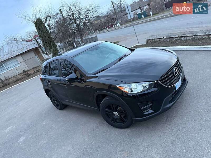 Позашляховик / Кросовер Mazda CX-5 2016 в 