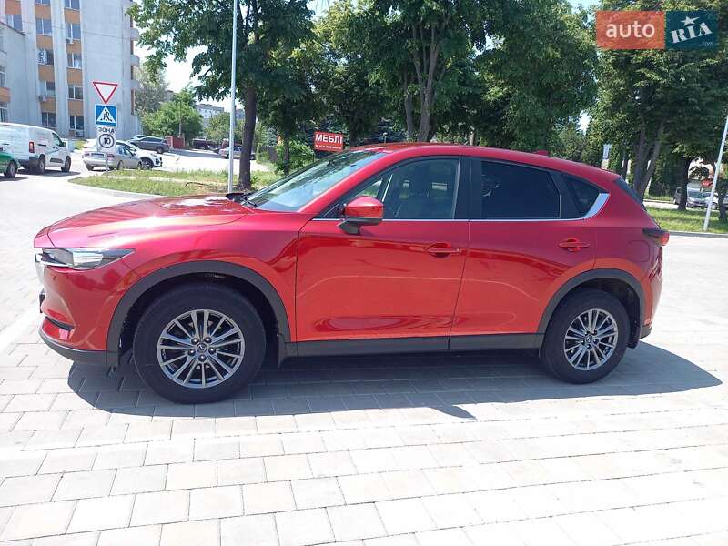 Внедорожник / Кроссовер Mazda CX-5 2017 в Черкассах