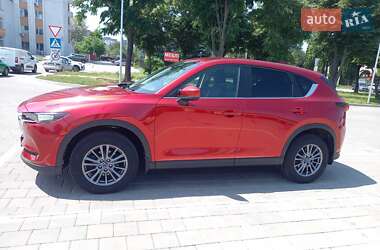 Внедорожник / Кроссовер Mazda CX-5 2017 в 