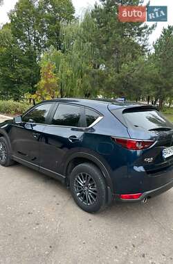 Позашляховик / Кросовер Mazda CX-5 2019 в 