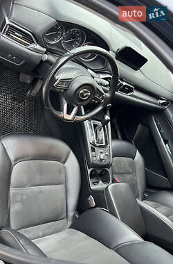 Позашляховик / Кросовер Mazda CX-5 2018 в 