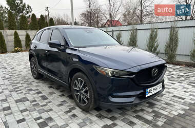 Позашляховик / Кросовер Mazda CX-5 2018 в 