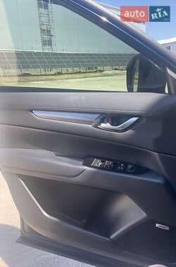Позашляховик / Кросовер Mazda CX-5 2019 в 