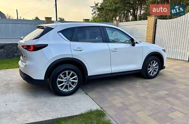 Внедорожник / Кроссовер Mazda CX-5 2024 в 