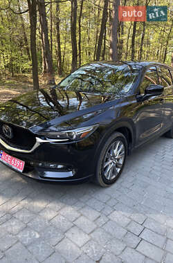 Позашляховик / Кросовер Mazda CX-5 2019 в 