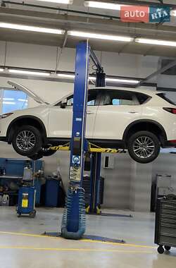 Внедорожник / Кроссовер Mazda CX-5 2017 в 