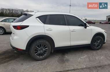 Внедорожник / Кроссовер Mazda CX-5 2017 в 