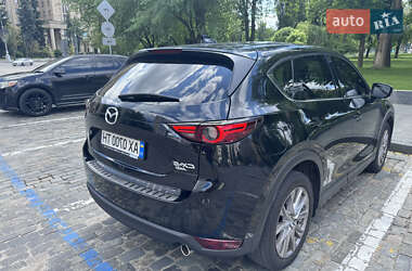 Позашляховик / Кросовер Mazda CX-5 2019 в 